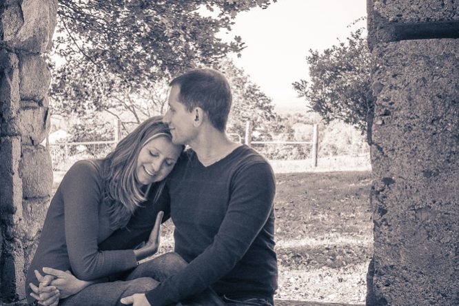 reiman photography, engagement photographer, karyn+dave engagement, barn at gibbet hill
