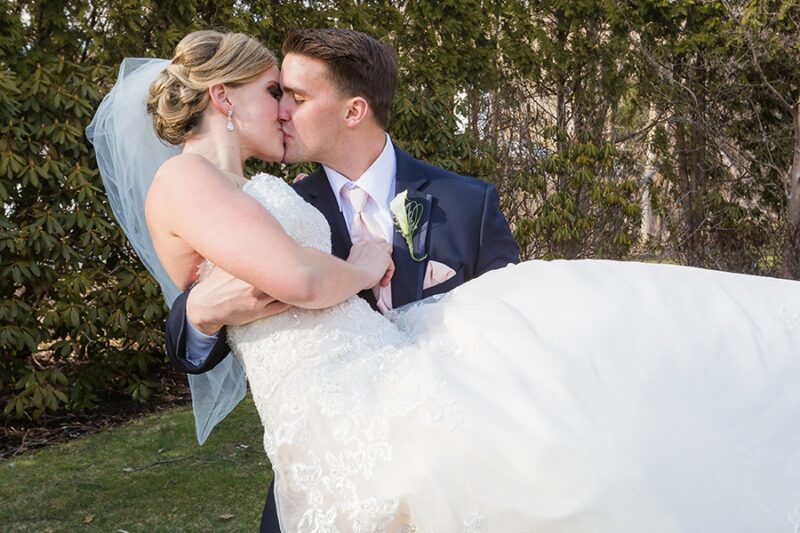 Chocksett Inn Wedding, Reiman Photography, Spring