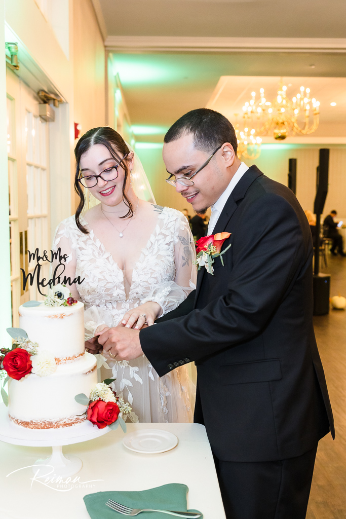 Chocksett Inn, Wedding, Fall Wedding, Chocksett Inn Wedding Photographer, Worcester Wedding Photographer, Boston Wedding Photographer, Reiman Photography Sterling Wedding Photographer
