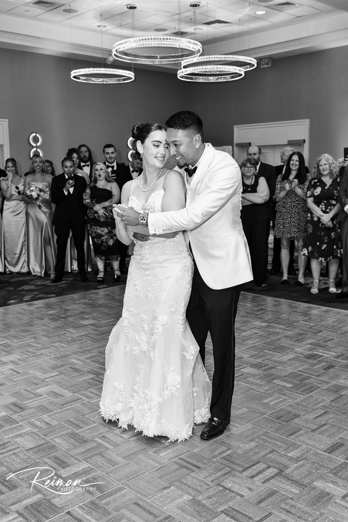 Marriot Boston-Quincy, Wedding, Reiman Photography, Boston Wedding Photographer, Worcester Wedding Photographer, Elegant Wedding, Marriot Boston-Quincy Wedding, Summer Wedding