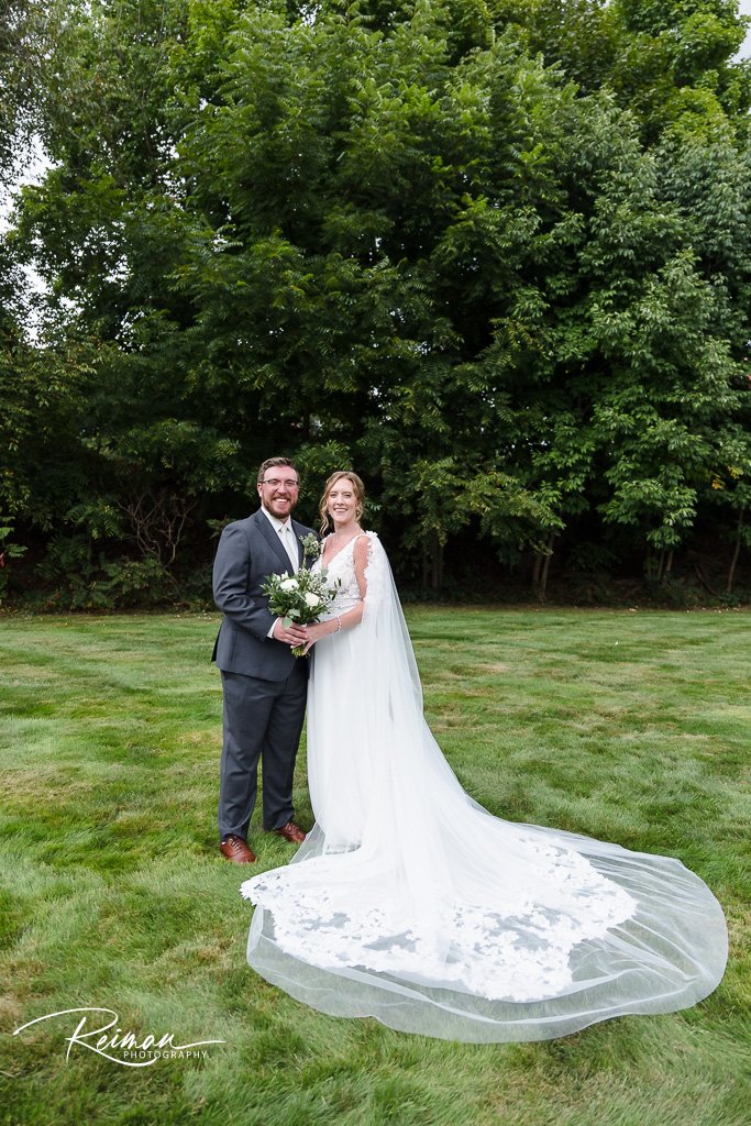 Wedding at the Barn at Wight Farm, Wedding, Barn at Wight Farm, Reiman Photography, Worcester Wedding Photographer, Boston Wedding Photographer, Sturbridge Wedding Photographer, Summer Wedding, Barn Wedding