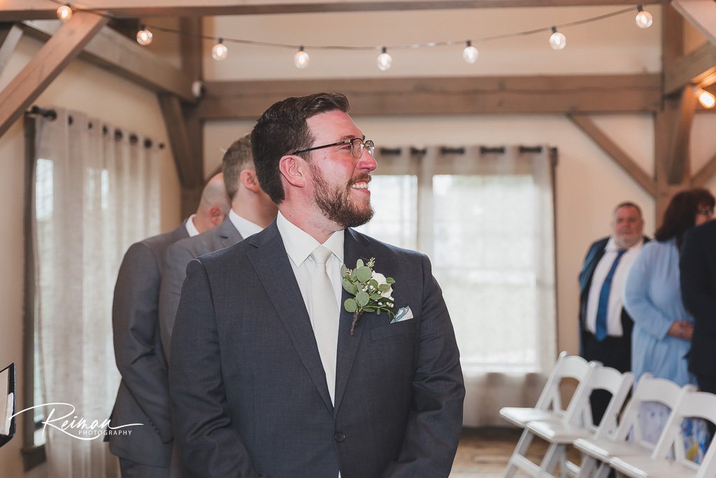 Wedding at the Barn at Wight Farm, Wedding, Barn at Wight Farm, Reiman Photography, Worcester Wedding Photographer, Boston Wedding Photographer, Sturbridge Wedding Photographer, Summer Wedding, Barn Wedding