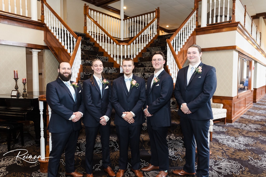 Summer Wedding, Colonial Hotel Wedding, Colonial Hotel, Reiman Photography, Worcester Wedding Photography, Boston Wedding Photographer, Gardner Wedding Photographer