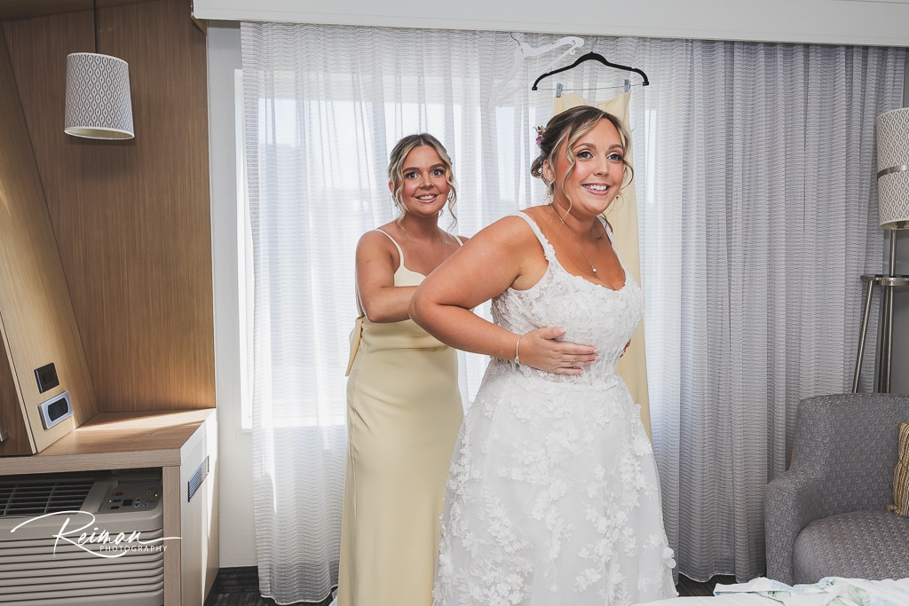 Independence Harbor Wedding, Reiman Photography, Wedding, Wedding Photography, Boston Wedding Photographer, Worcester Wedding Photographer, Independence Harbor